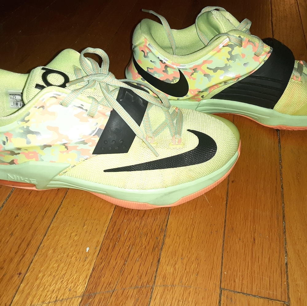 Nike